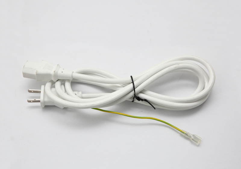 日标电源线插头